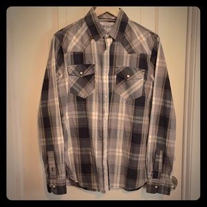 Levi’s pearl snap button down